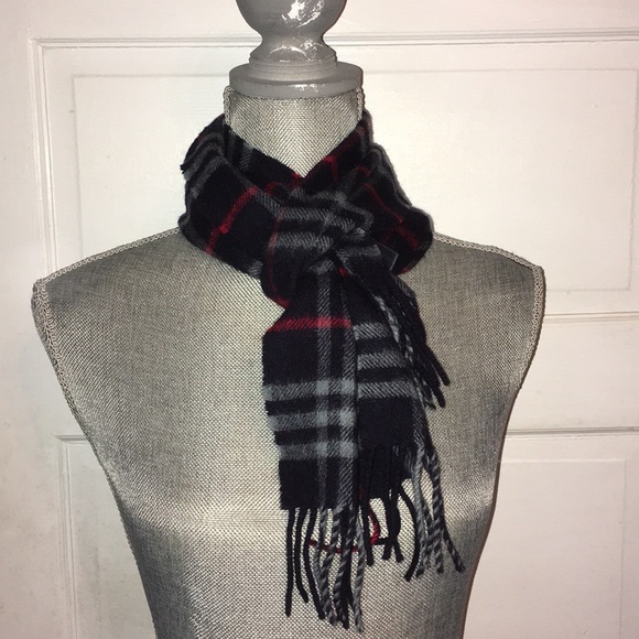 BURBERRY London Nova Check Classic CASHMERE  scarf - Picture 5 of 8